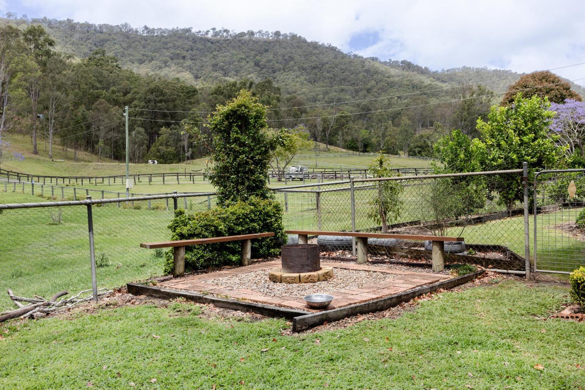 Cottage On Lamington Canungra Екстер'єр фото